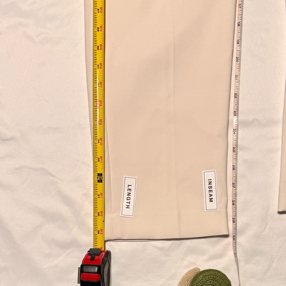 (8) ANNE KLEIN FLY FRONT EXTENDED TAB BOXIE PANT CREAM COLORED Tapered Leg - Picture 15 of 16